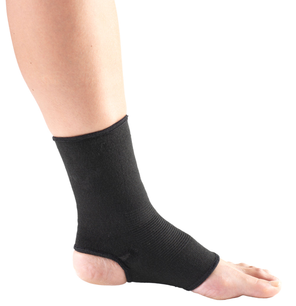 C-215 / BLACK ELASTIC ANKLE SUPPORT